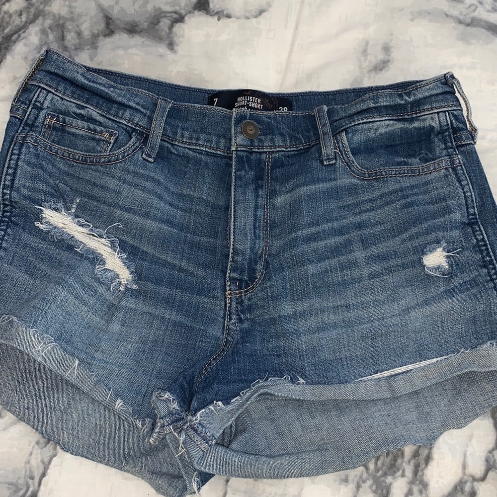 High Waited Ripped Denim Shorts